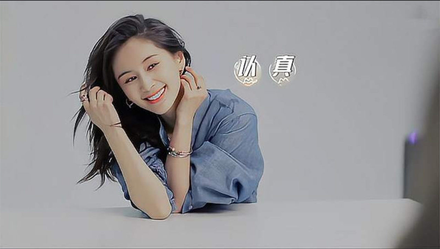 吴永恩偷偷探班王子文,看着她工作时的样子,满眼宠溺太甜了!