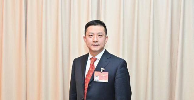 两会声音｜杨震生代表：稳步推进医养结合养老模式_腾讯新闻