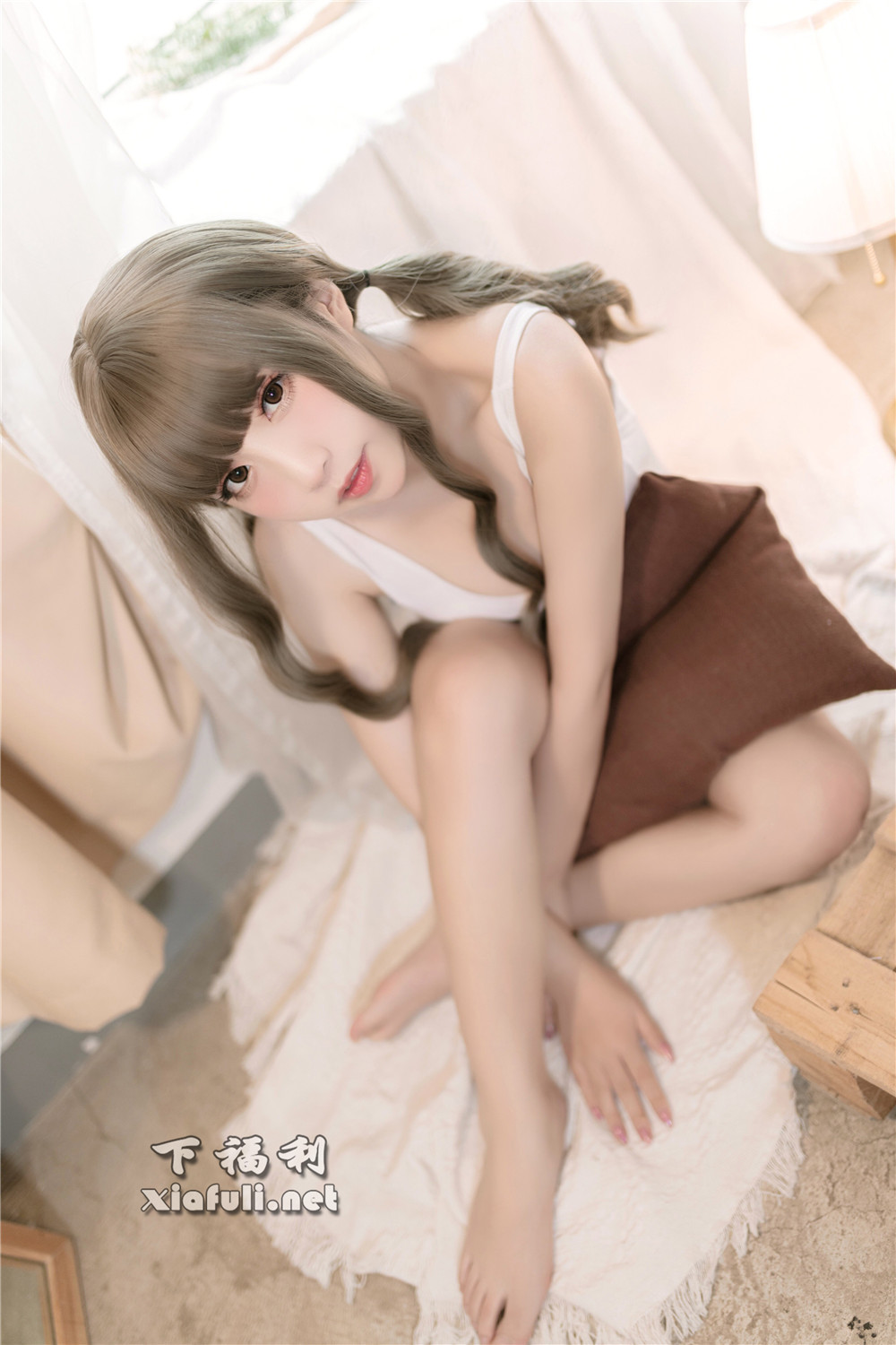 网络红人@猫田圣奈奈 白色死库水[9P/25MB]