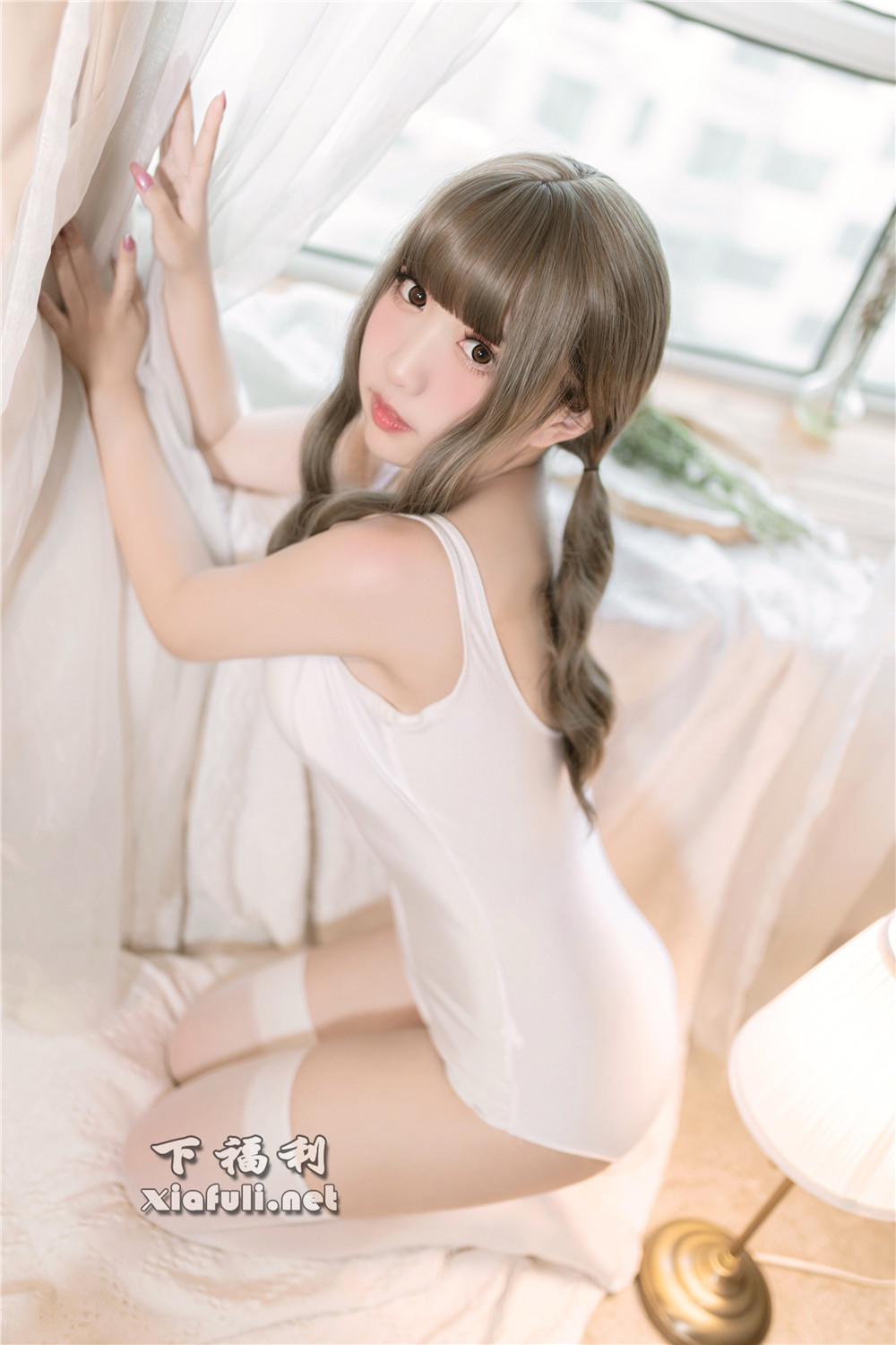 网络红人@猫田圣奈奈 白色死库水[9P/25MB]