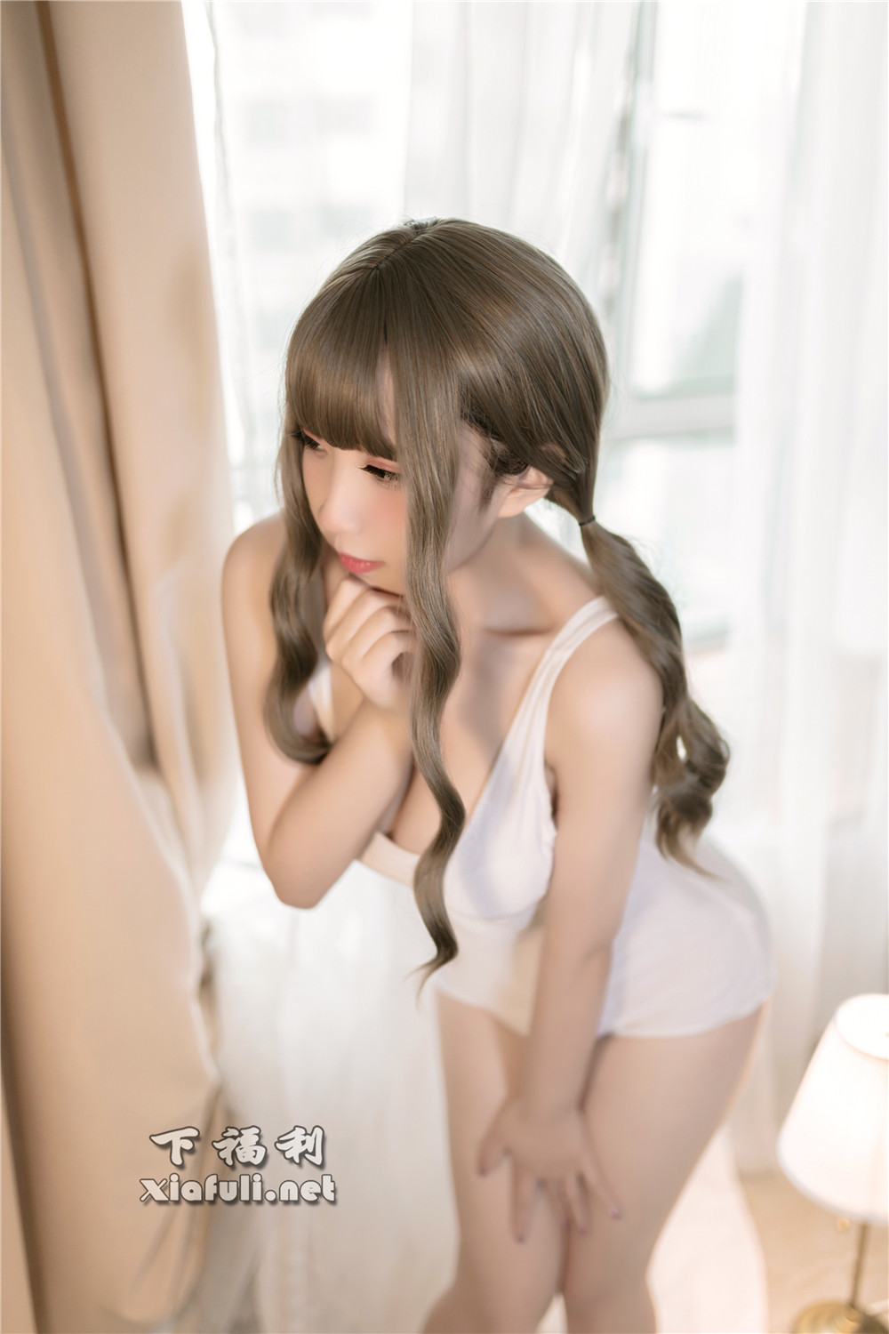 网络红人@猫田圣奈奈 白色死库水[9P/25MB]