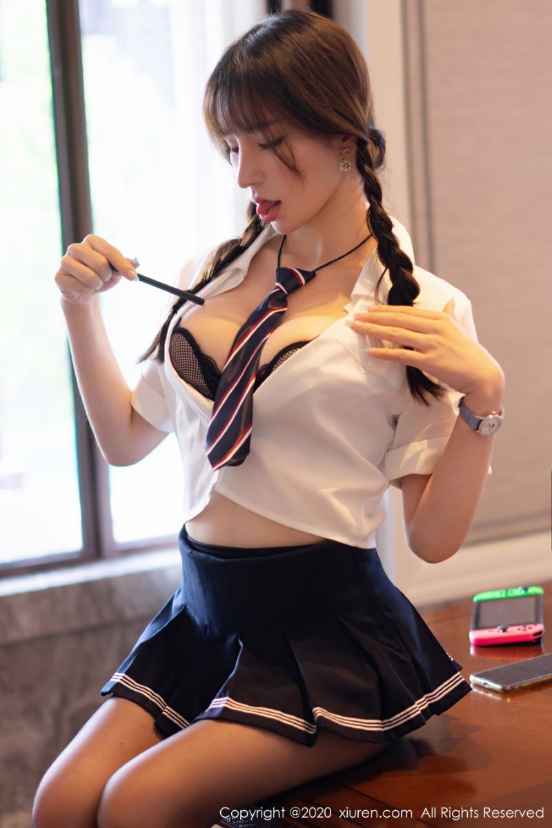 [XIUREN秀人网] 2020.09.14 No.2559 周于希Sandy 不良游戏少女JK制服[81P/717MB]-觅爱图