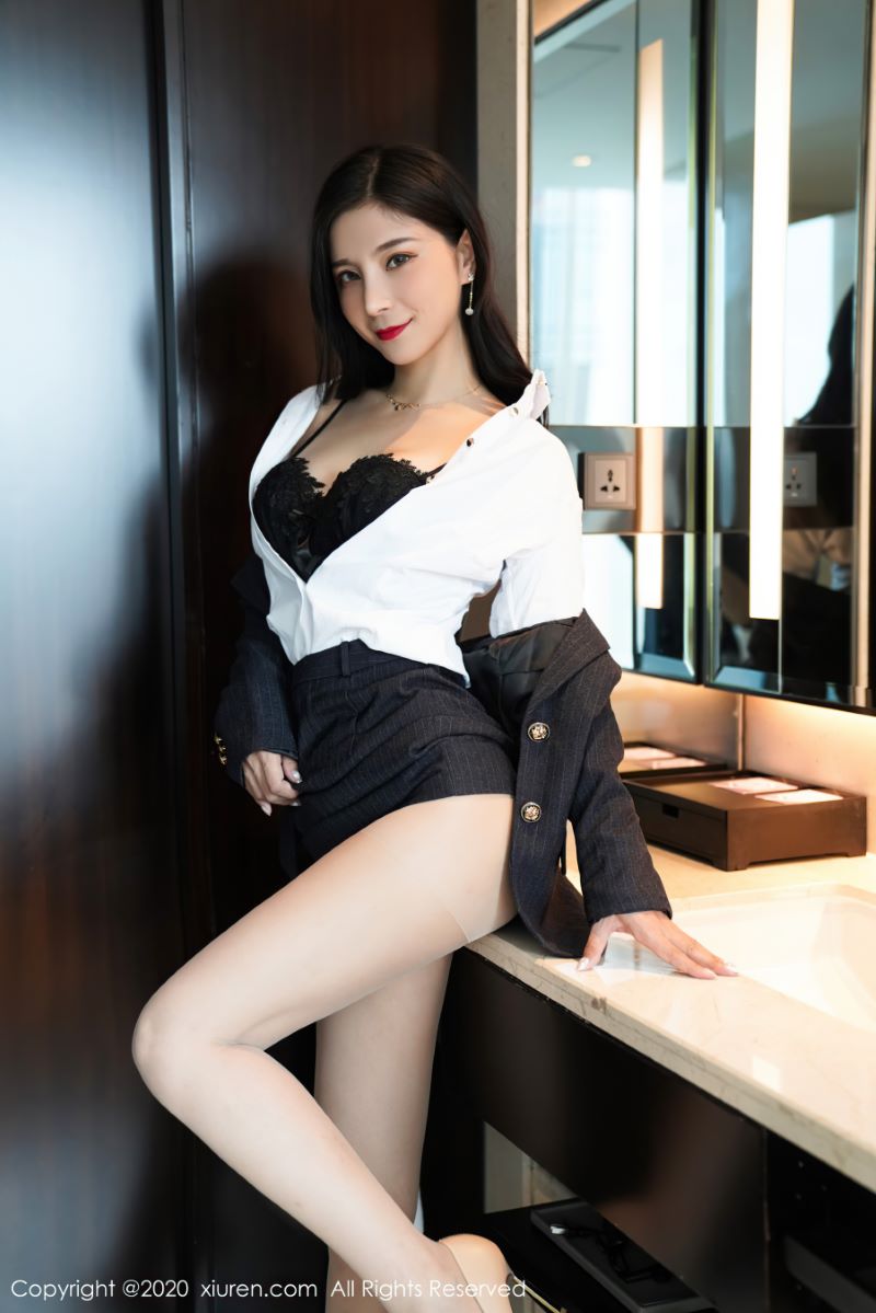 [XIUREN秀人网] 2020.09.16 No.2564 小蛮妖Yummy 职场白衬衫[71P/674MB]-觅爱图