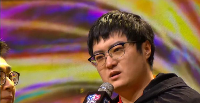 RNGM猫神称没有职业选手想急流勇退，自己还有热情，老帅的事另有隐情_腾讯新闻