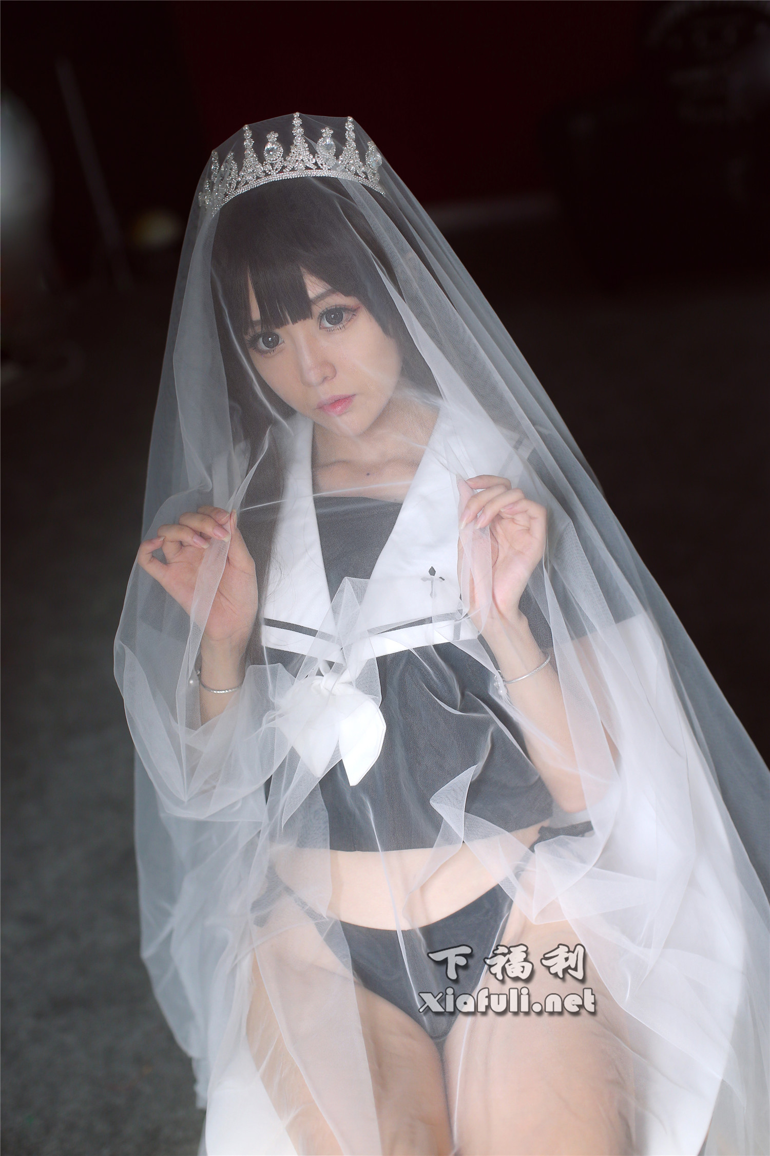 采妮么么 - 皇冠小美女[16P-82MB]