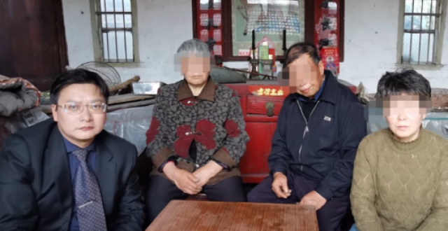 盘点“南大碎尸案”焦点问题 刁爱青父母考虑到已经年迈于是提起诉讼_腾讯新闻