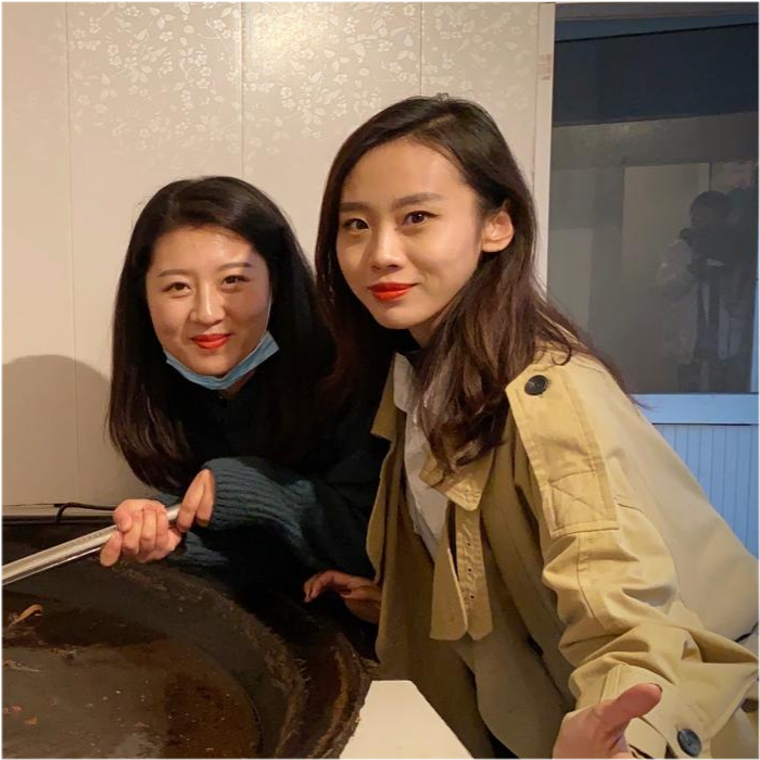 跑250里地去邢台吃焖饼,排队一小时才吃上,焖饼炒饼有啥不一样