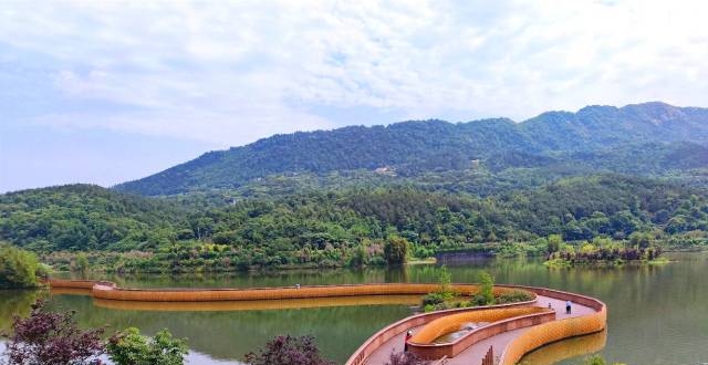 周末骑行散心好去处,铜梁玄天湖