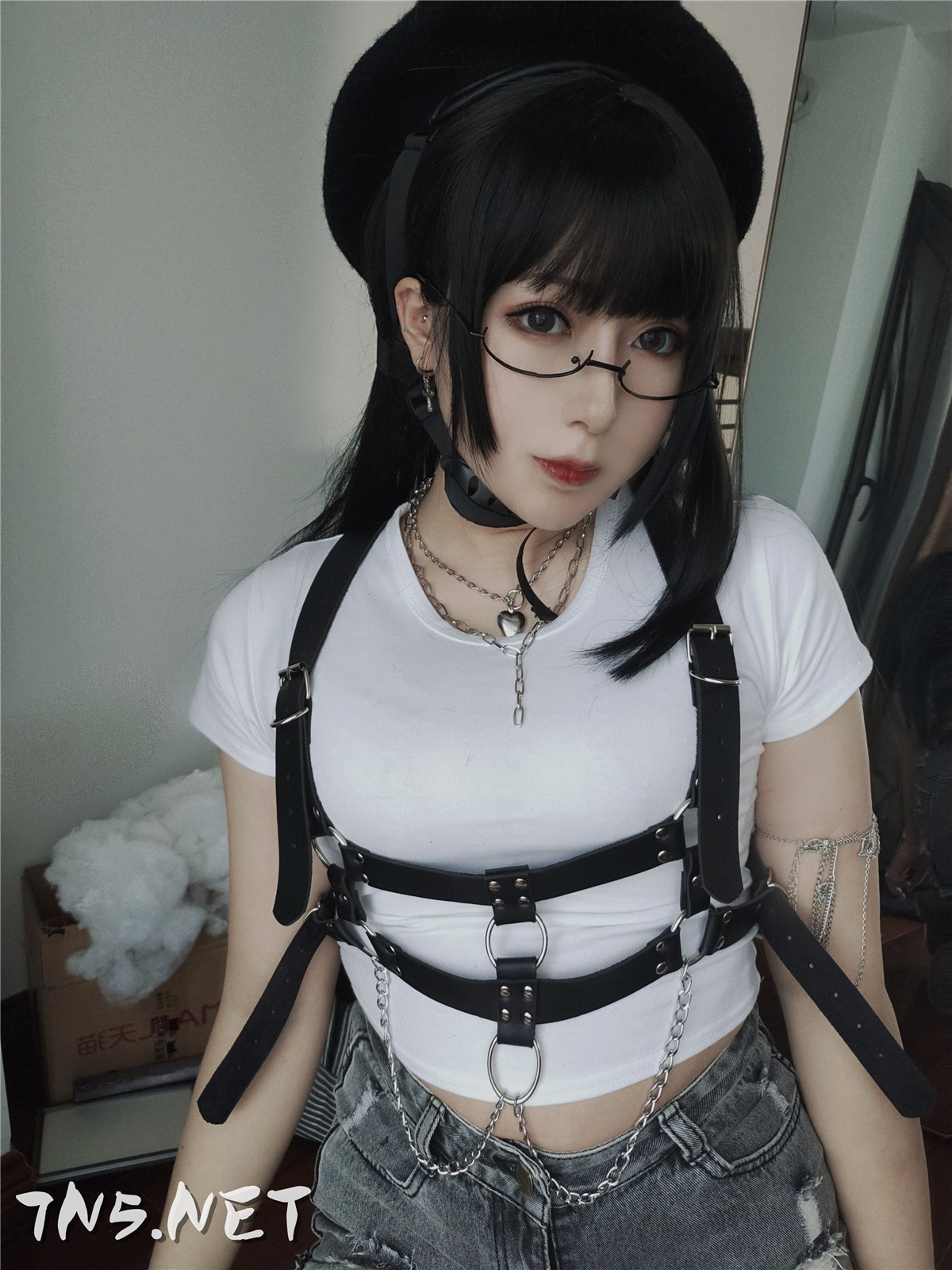 角色扮演@小容仔咕咕咕w – 白T[22P2V-64MB]