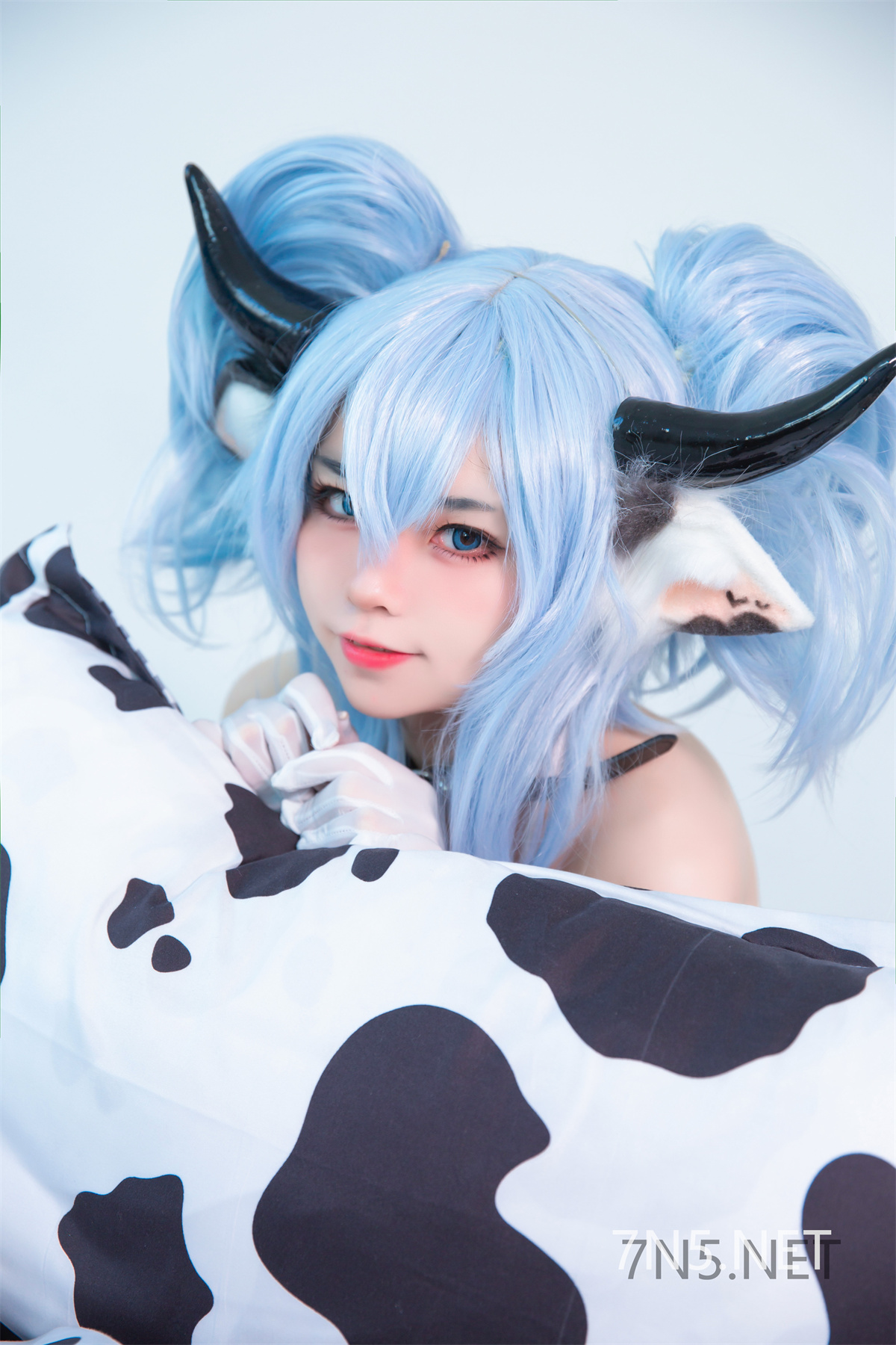 网络红人@G44不会受伤 PA-15 奶牛[15P 115M]