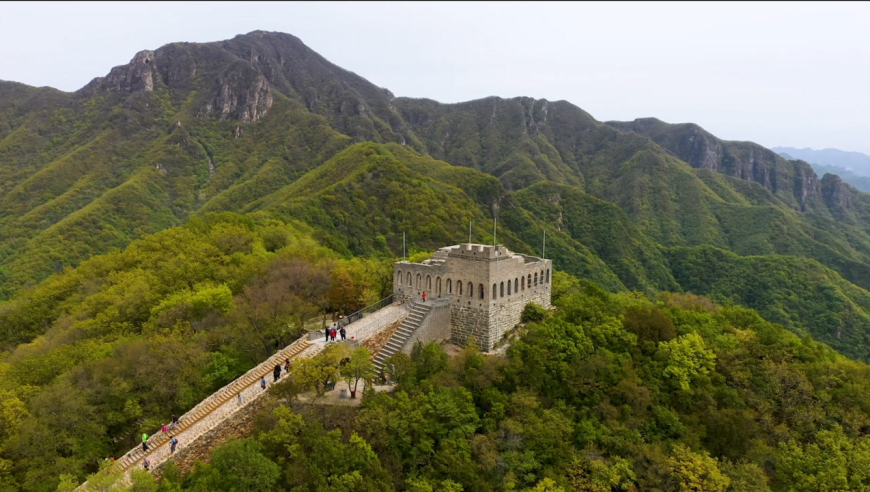 风光正好!航拍延庆九眼楼长城生态展示区满目青翠