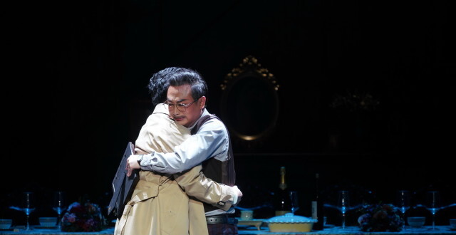 《换人间》首次亮相，原著《北平无战事》编剧刘和平也来了_腾讯新闻