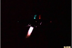 台湾のメディア：4人の台湾の戦闘機が彼らの絵を消し、早朝に米国に飛んだ。