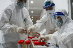 Vietnam entdeckt neue mutierte Viren und Cluster-Infektionen in Ho-Chi-Minh-Stadt, alle Mitarbeiter wurden auf Nukleinsäure getestet und es wurden 15-tägige Epidemiepräventionsbeschränkungen eingeführt