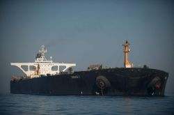 米国はイランの石油タンカーを se se捕し、船上で 200 万バレルの石油を売却しましたか?