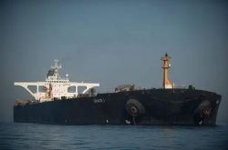 获利7亿元！美国扣押伊朗油轮 卖掉船上200万桶石油...