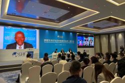 China Communications Standards Association の Wen Ku 副会長は、毎回次のように答えています。デジタル医療の革新を促進するには、まず「インターネットをレイアウト」する必要があります。