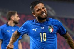 イタリアが開幕戦を勝ち取り、ベルギーがロシアの3グラムを獲得