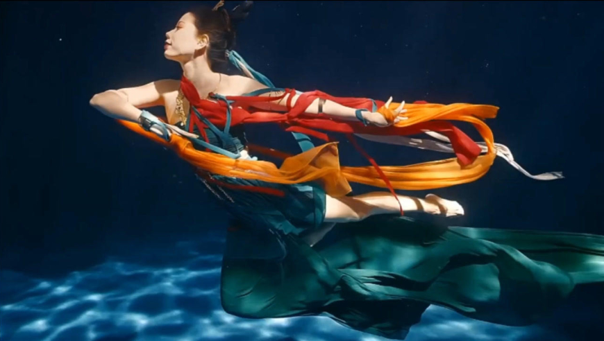 绝美舞蹈《祈》惊艳水下飞天!《洛神水赋》拍摄特辑