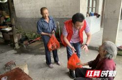 مدينة Kuixi ، مقاطعة Anhua: مهرجان قوارب التنين Zongxiang يدخل المجتمع
