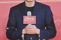 アンディ・ラウは、流転の地球2をプレイすることを決意しています！ネチズンは582日までカウントダウンします。実際、HuaZiが参加した兆候があります。