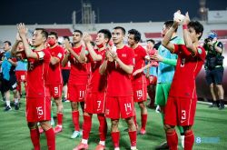 هان كيو شنغ: لم يفز المنتخب الوطني لكرة القدم في النهاية وتقدم إلى المراكز الـ 12 الأولى بفوز حقيقي