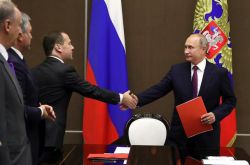 تم نشر قائمة انتخابات الاتحاد الروسي: شويغو ولافروف يقودان ، ميدفيديف خارج