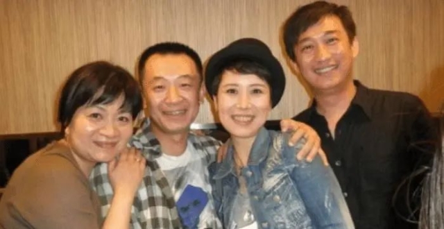 华商头条|明星纷纷跑去高校任教 “教师光环”有那么重要吗？