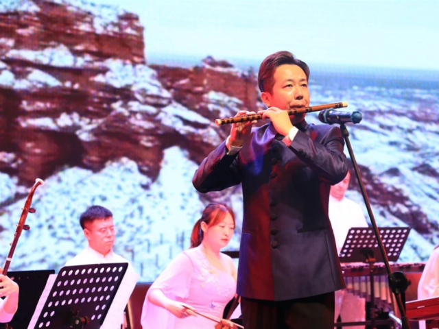 竹笛与室内乐《飘雪》(首演)竹笛:卢耀波