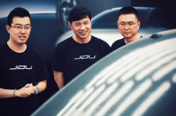 Robin Li의 Baidu 자동차 꿈: 2023년에 만나요! 온라인 카헤일링보다 저렴하게 여행하세요!