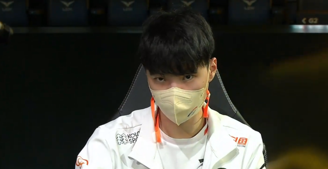 LOL：韩华遭GEN虐泉Cat直言：为啥非要让Chovy去玩璐璐？_腾讯新闻