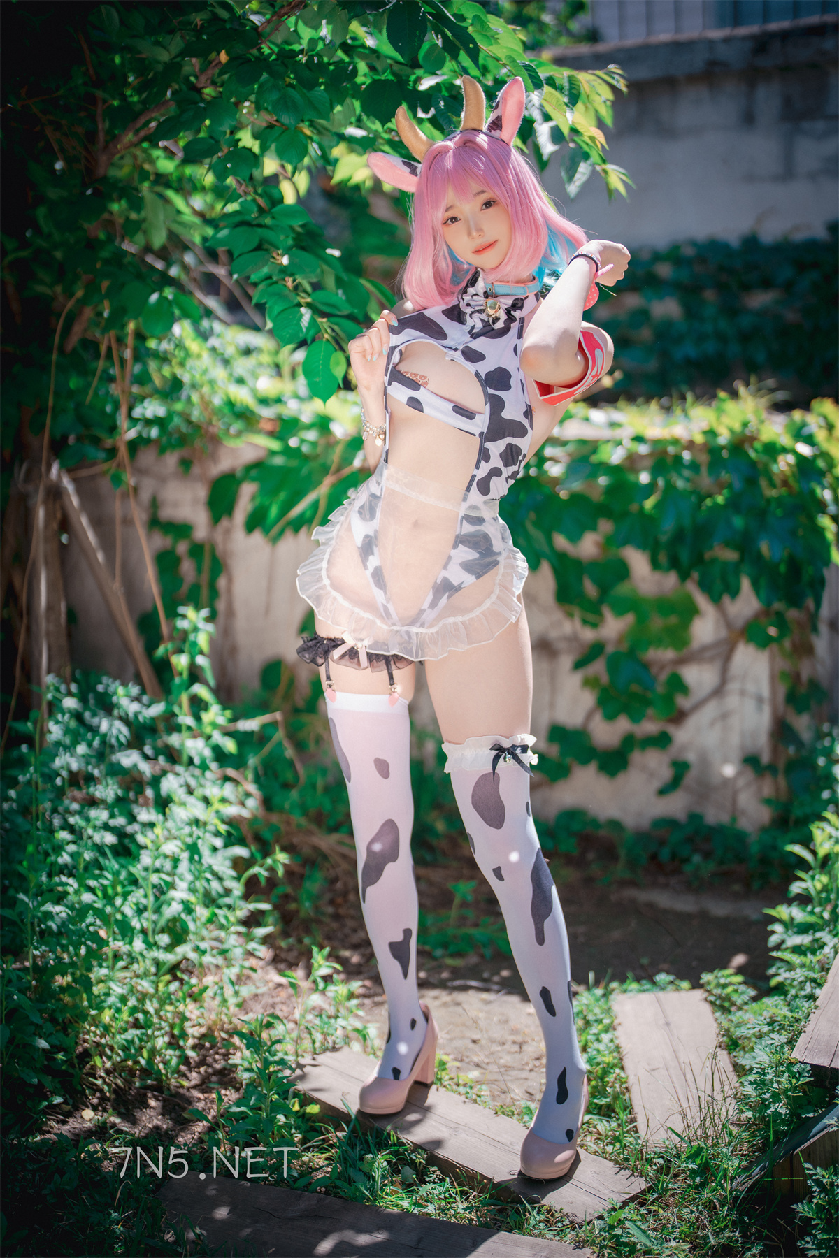 DJAWA-Bambi (밤비) 奶牛制服女仆COS主题#1[142P 3.21G]