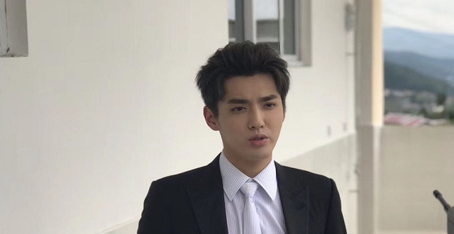 当年吴亦凡保镖推搡抗洪战士再引热议 本人从未道歉