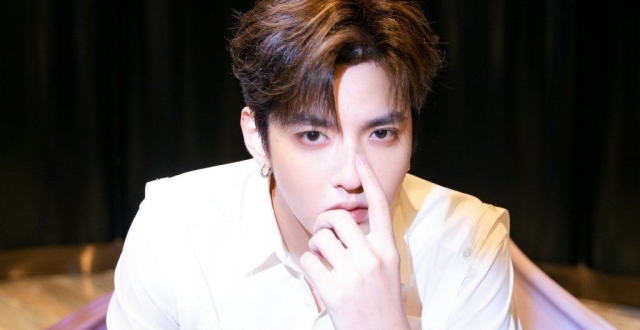 吴亦凡方再发文回应与都美竹转账争议 将对所发内容负法律责任