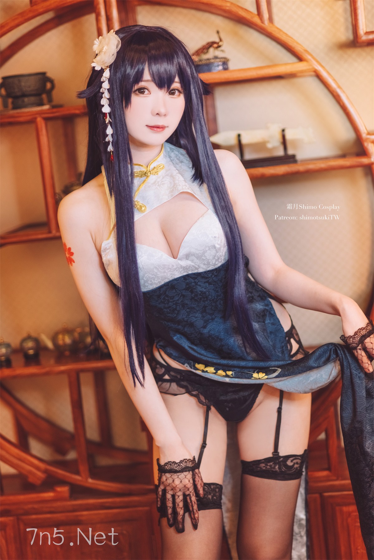 霜月shimo - 吾妻旗袍 [12P1V-338MB]