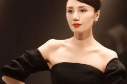 袁泉拍《大上海》时，对周润发说：我都不敢看你的眼睛，发哥气场太强