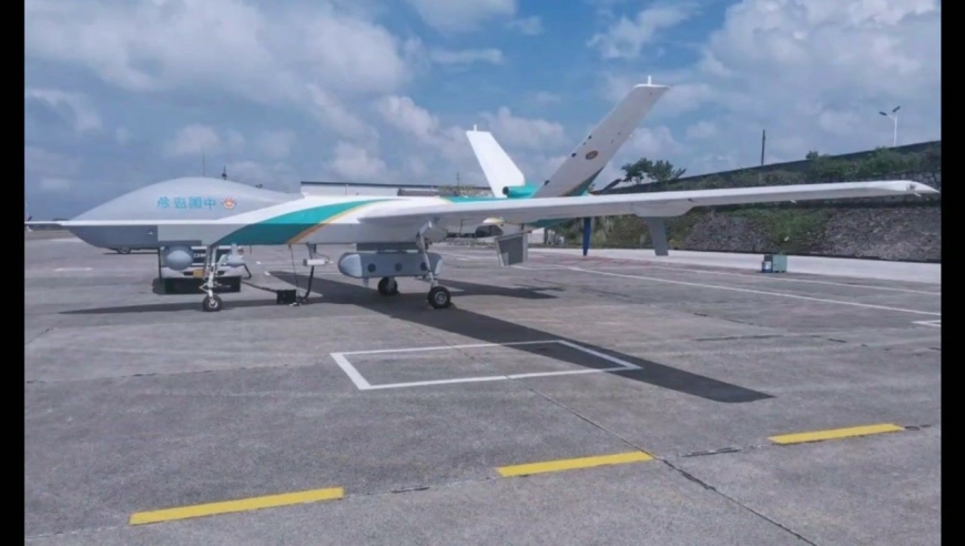 昨日下午,一架翼龙无人机,安顺起飞直奔河南!