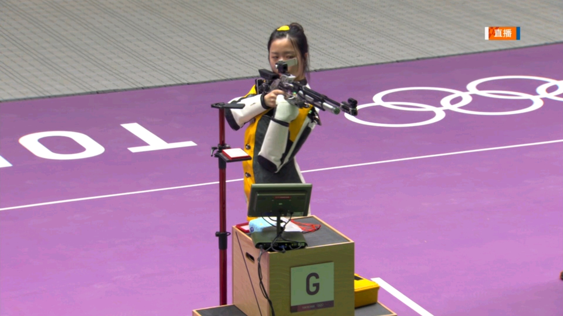 00后杨倩比赛中凭借最后一枪拿到奥运会首枚金牌,中国首枚金牌!