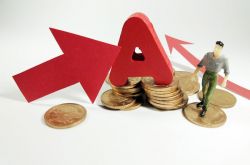 バースト！上海総合指数は2.4％以上急落し、3,400ポイントを下回りました。誰が市場をショートさせているのでしょうか。