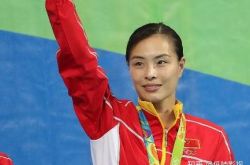 الصين الميدالية الذهبية الأولمبية للرياضيات الترتيب: احتلت وو Minxia وتشن رولين المرتبة الأولى ، واحتلت قوه جينغ جينغ وتشانغ يينينغ المرتبة الثانية فقط.