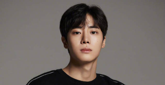 韩国新人演员秋英宇接替金永大担任《学校2021》男主演