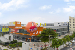东莞上空现巨型加油气球，人人车持续支持中国女足事业发展 | 北晚新视觉