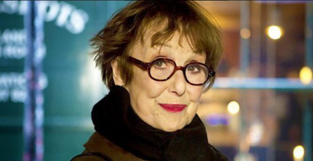 《神探夏洛克》哈德森太太因病去世,享年84岁,未透露什么疾病