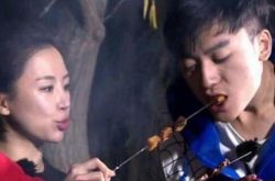 九球天后37岁还未结婚，被曝与男友吃烧烤，收入超奥运冠军_潘晓婷