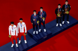 結果を発表する時が来ました！李俊慧と劉雨辰が金メダルを失った、バドミントンチームは選手を恋に落ちさせてはいけない