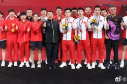 رد ليو شيوين بالدموع على اعتزال الألعاب الأولمبية ، وقاد لي فال ثلاثة متدربين لاحتضان ليو شيوين؟