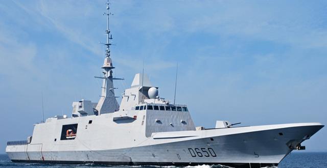 6000吨级护卫舰,搭载32单元导弹垂发系统,排名超054a