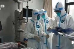 أخبار CCTV | مزيج من الطب الصيني التقليدي والطب الغربي لمحاربة سلالة دلتا