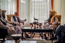 طالبان: سيكون لأفغانستان دستور جديد ، ولا تزال البلاد في حالة طوارئ