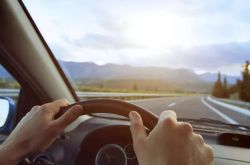 フランスの運転免許更新制度がついに更新されました！ 「アプリケーション体験」の第一波がここにあります！ロードキラーになりたくないですか？ルールを確認してください！